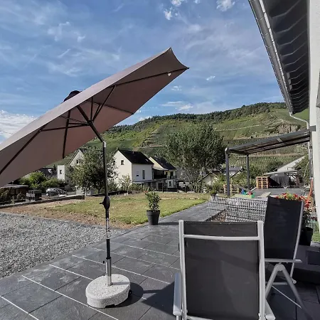 Sonnenufer & Moselwein Ii * Bernkastel-Kues